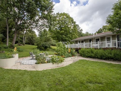579 Bliss Road, East Montpelier, VT, 05651 | Card Image