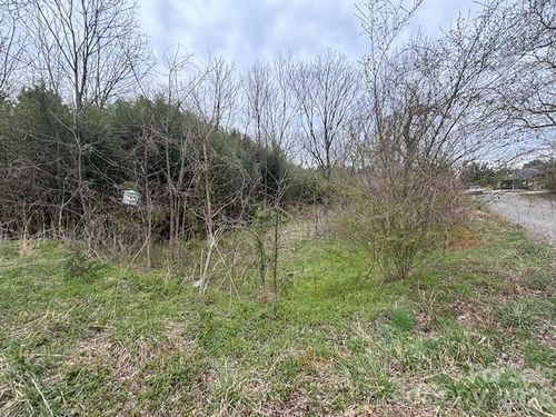 99999 Tatoonie Lane, Asheville, NC, 28804 | Card Image