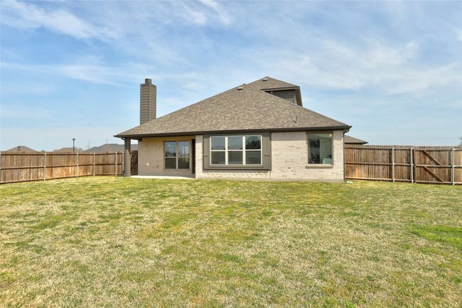 583 E Carol St, House other with 4 bedrooms, 4 bathrooms and null parking in Pilot Point TX | Image 27