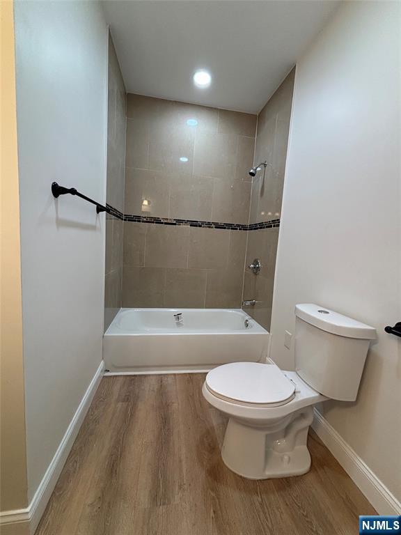 Residential Lease in Newark 3