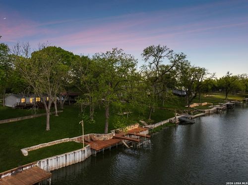 344 Shangrila Ln, New Braunfels, TX, 78130-8243 | Card Image