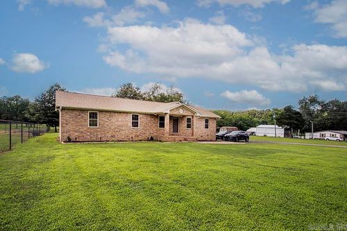 5915 Brister Dr, Jacksonville, AR, 72076-2178 | Card Image