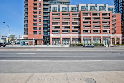 836-830 Lawrence Ave W, North York, ON, M6A0B6 | Card Image