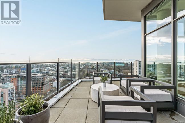 PH1801 - 960 Yates St, Condo with 2 bedrooms, 3 bathrooms and 3 parking in Victoria BC | Image 17