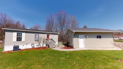 115-897 E Lake Street Street, LAKE MILLS, WI, 53551 | Card Image