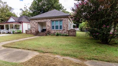 618 E Miami, House other with 3 bedrooms, 2 bathrooms and null parking in McAlester OK | Image 3