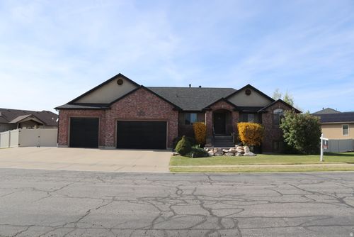 417 2025, Marriott Slaterville, UT, 84404-9212 | Card Image