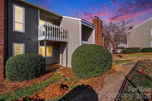 6148 Heath Ridge Ct, Charlotte, NC, 28210-7145 | Card Image