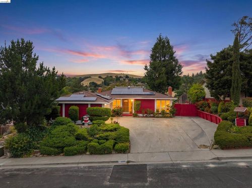 2625 Alhambra Way, Pinole, CA, 94564-1111 | Card Image