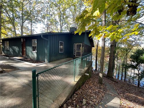 5350 Woodland Cir, Gainesville, GA, 30504-5122 | Card Image