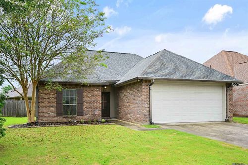 40308 Coldwater Landing Ave, Gonzales, LA, 70737-7149 | Card Image