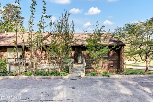 1434 Montvale Station Rd, Maryville, TN, 37803-5816 | Card Image