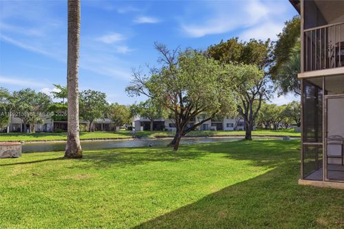 9994-9994 Nob Hill Ct, Sunrise, FL, 33351-4631 | Card Image