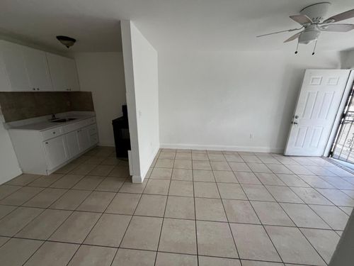 11-3015 Nw 8th Avenue, Miami, FL, 33127 | Card Image