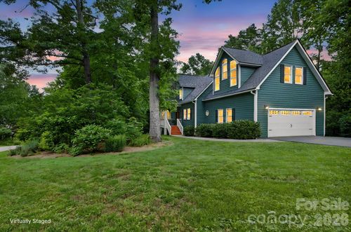 42 Corbran Dr, Fairview, NC, 28730-7761 | Card Image