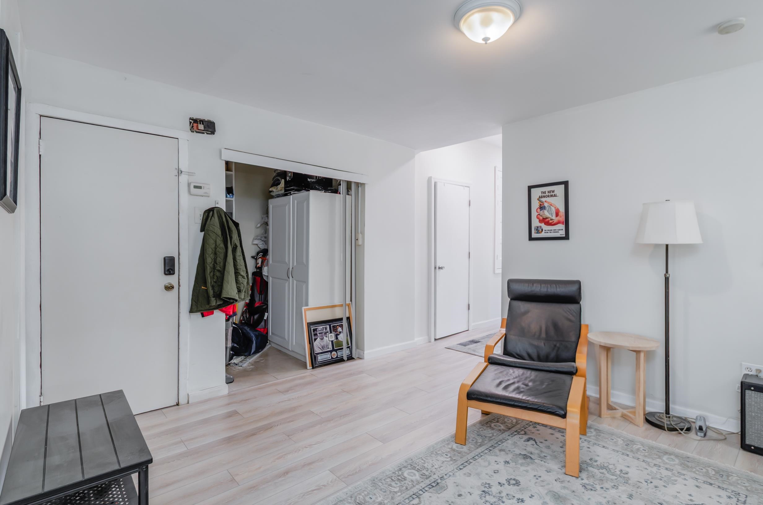 Residential Lease in JC, Heights 3