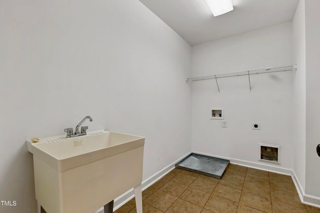30 | Image 32