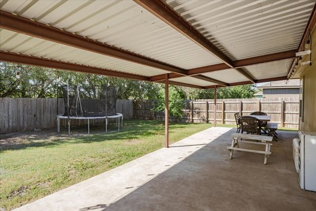 138 Talon Dr, House other with 3 bedrooms, 2 bathrooms and 4 parking in Luling TX | Image 19