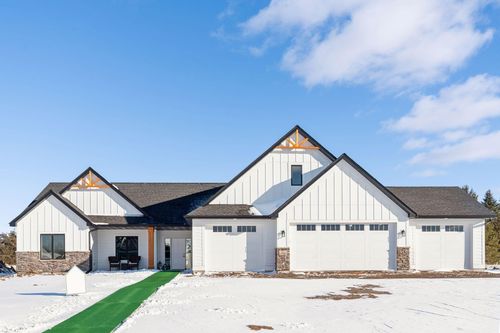 15383 Vermillion St Ne, Ham Lake, MN, 55304 | Card Image