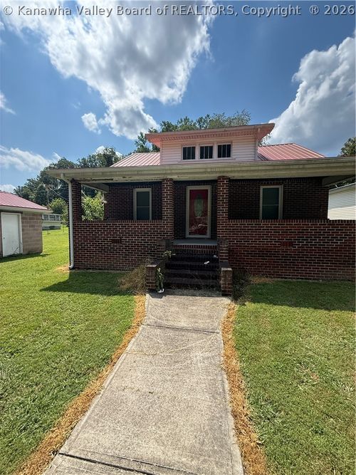 515 King Ave, Madison, WV, 25130-1618 | Card Image