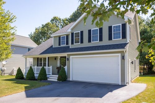 4 Jackie Way, Clinton, MA, 01510-3133 | Card Image