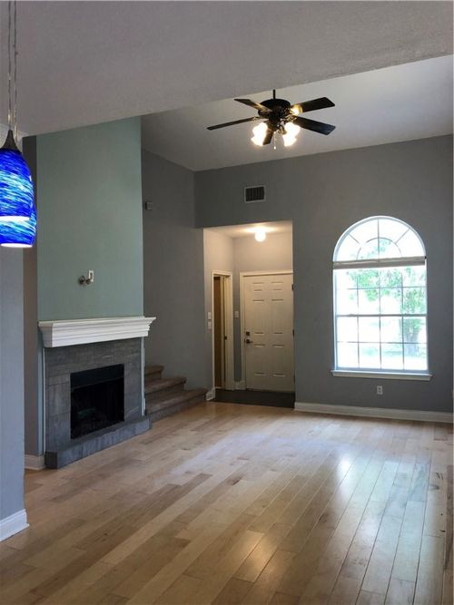 1806 Ramona Cir, San Marcos, TX, 78666-2249 | Card Image