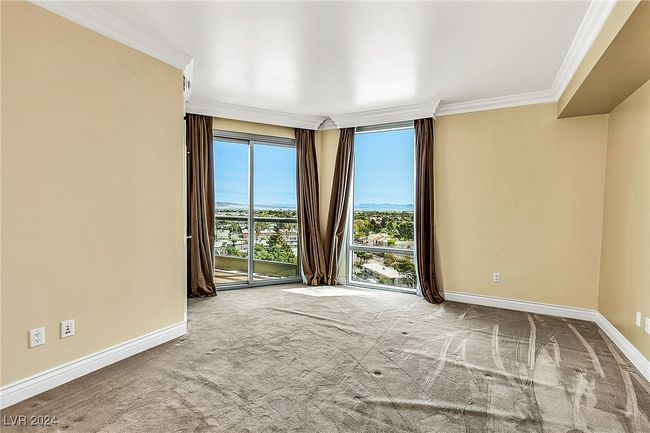 UNIT-903 - 322 Karen Ave, Home with 1 bedrooms, 2 bathrooms and 1 parking in Las Vegas NV | Image 11