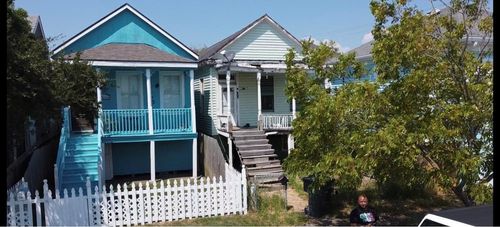 1206 Avenue K, Galveston, TX, 77550-6131 | Card Image