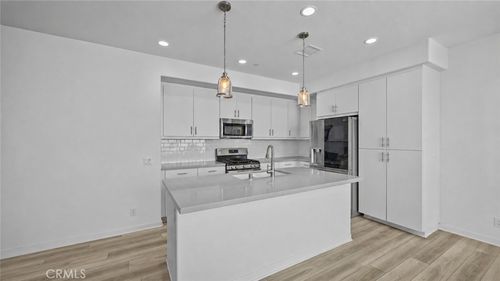 16282 Meadowhouse Ave, Chino, CA, 91708-9484 | Card Image