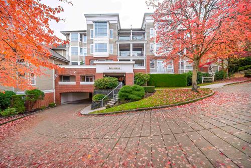 203-5270 Oakmount Cres, Burnaby, BC, V5H4S1 | Card Image