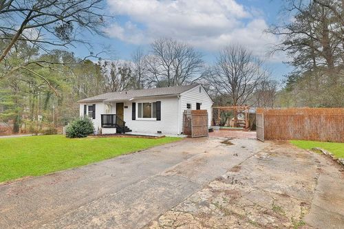 647 Alfred Rd Nw, Atlanta, GA, 30331-3407 | Card Image