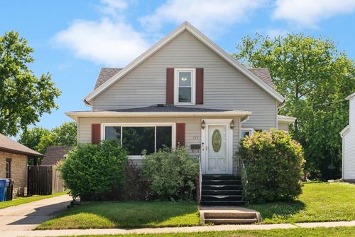 714 18th Avenue, Monroe, WI, 53566 | Card Image