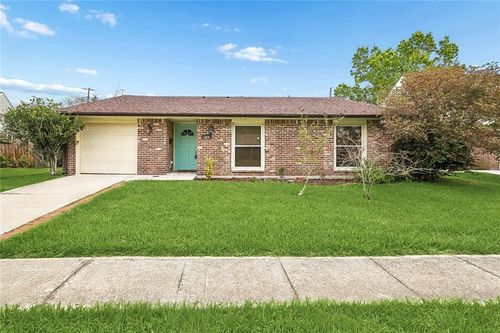 2638 Gallinghouse St, New Orleans, LA, 70131-5114 | Card Image