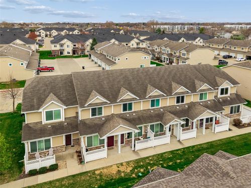 1224 Ne 7th Ln, Ankeny, IA, 50021-6767 | Card Image