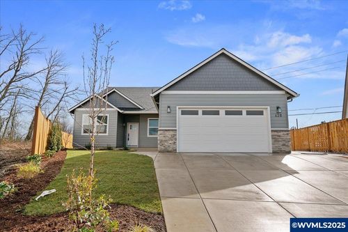 628 Parker Lp, Silverton, OR, 97381 | Card Image
