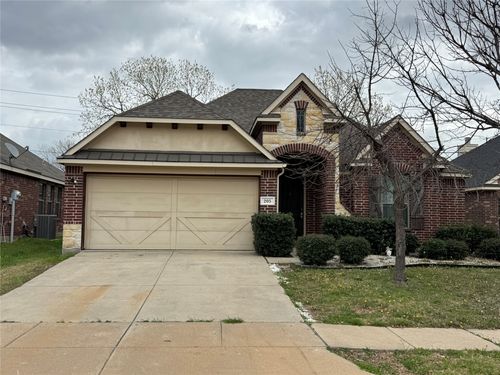 205 Cedar Creek Dr, Princeton, TX, 75407-2860 | Card Image