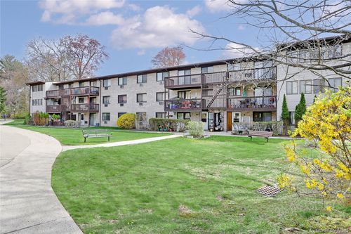 h18-7 Secora Road, Ramapo, NY, 10952 | Card Image