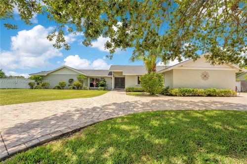 15300 Sw 164th St, Miami, FL, 33187-5200 | Card Image