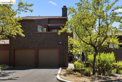 3 Bosworth Walk, Pleasant Hill, CA, 94523-2071 | Card Image