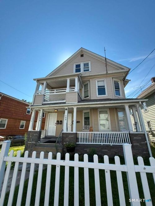 601 Laurel Ave, Bridgeport, CT, 06605-1415 | Card Image