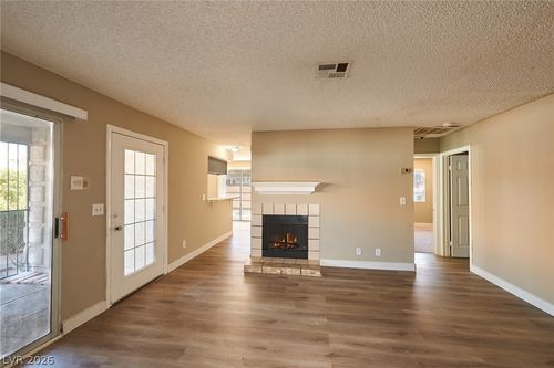 e-213 N Lamb Blvd, Las Vegas, NV, 89110-0043 | Card Image