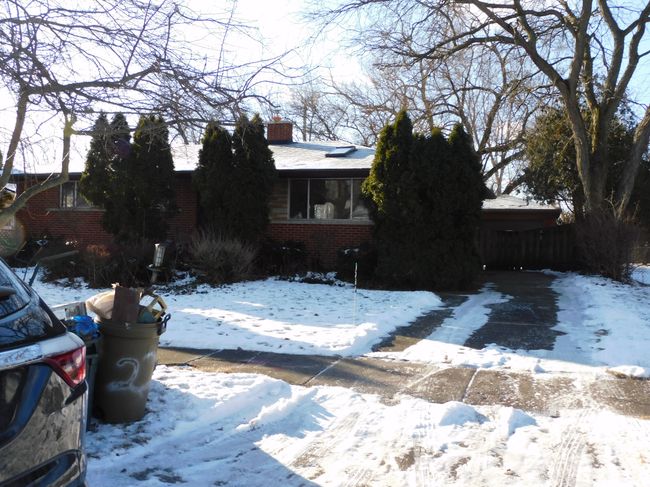 24449 Laurel St, House other with 3 bedrooms, 1 bathrooms and null parking in Flat Rock MI | Image 5