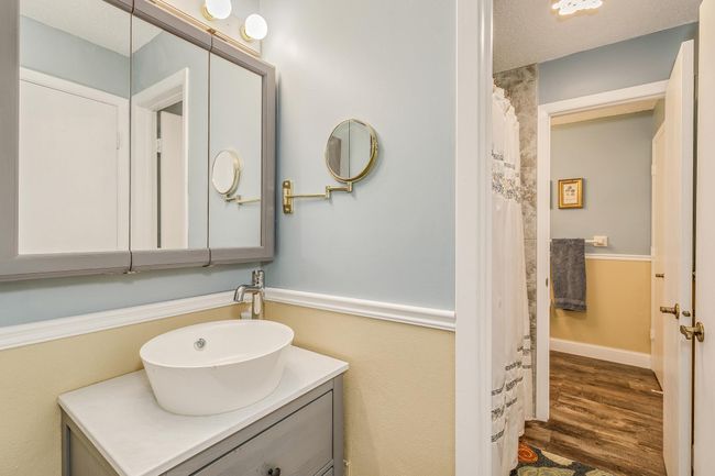 View of Walk-thru Tub Area From Master Bath | Image 22