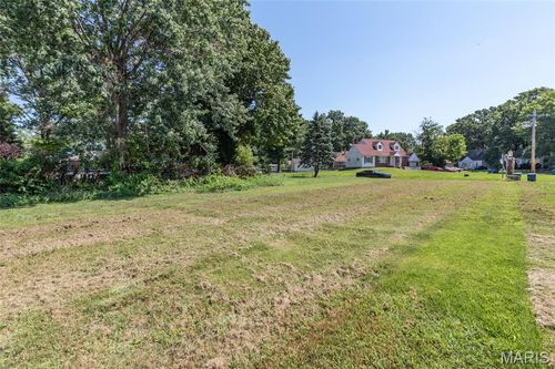 2 Barcelona Ave, Saint Louis, MO, 63138 | Card Image