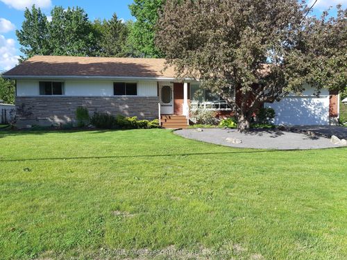 3864 Carp Rd, Carp, ON, K0A1L0 | Card Image