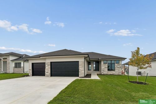 11718 S 124th Ave, Papillion, NE, 68046-4966 | Card Image