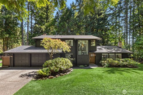 6322 Ne Lariat Loop, Bainbridge Island, WA, 98110-4000 | Card Image