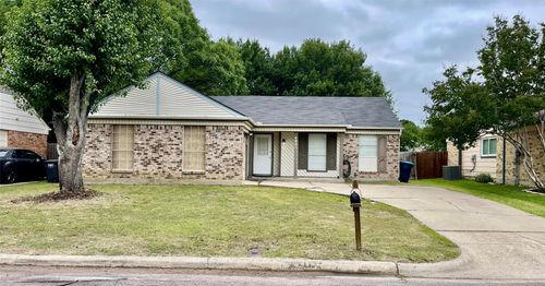 4621 Rose Of Sharon Ln, Fort Worth, TX, 76137-1823 | Card Image