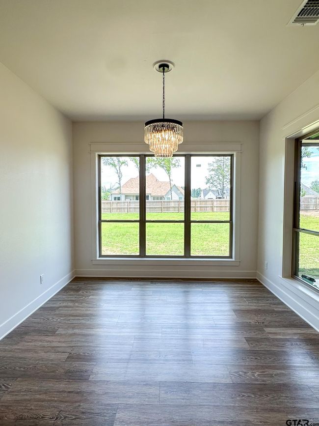 12301 Harlon St, House other with 4 bedrooms, 3 bathrooms and null parking in Flint TX | Image 13