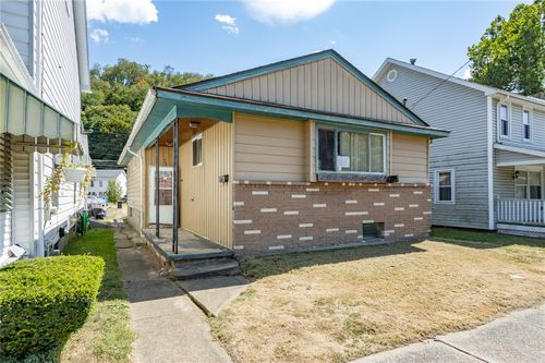 308 3rd Ave, Ford City, PA, 16226-1002 | Card Image